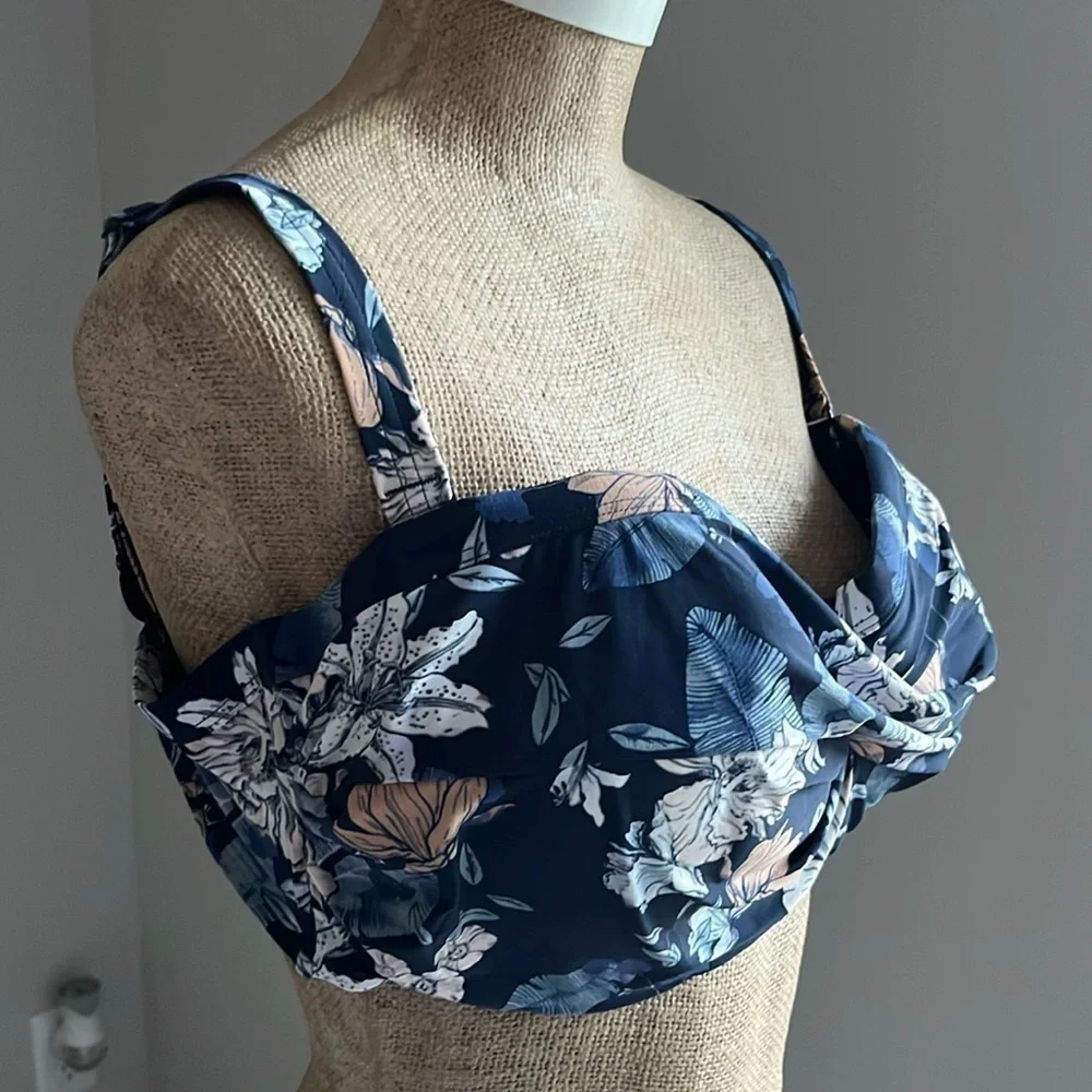 Artesands Botticelli Twist Front Bikini Top Size 18 D/DD Cup Plus Size NWOT